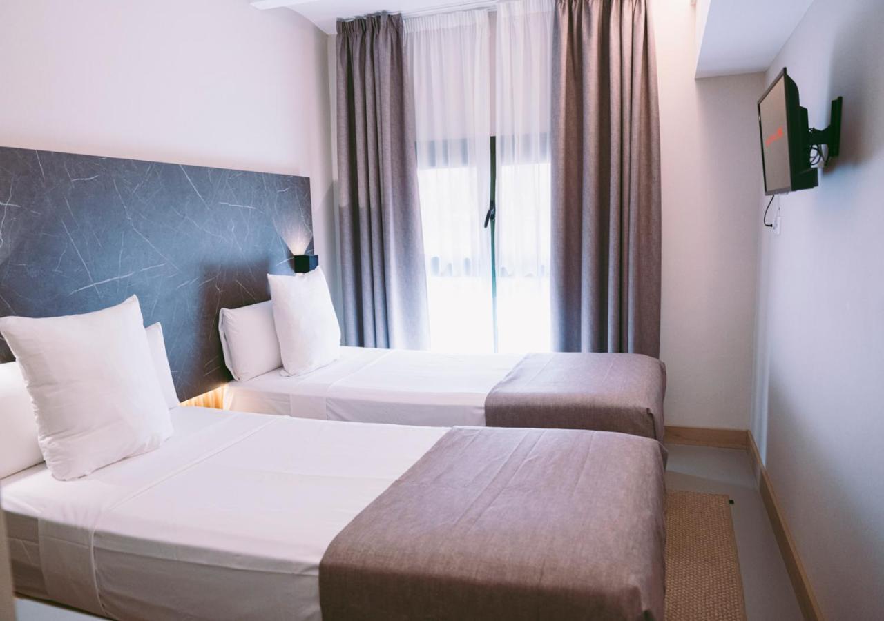 Hotel Casa Gardenia Barselona Dış mekan fotoğraf